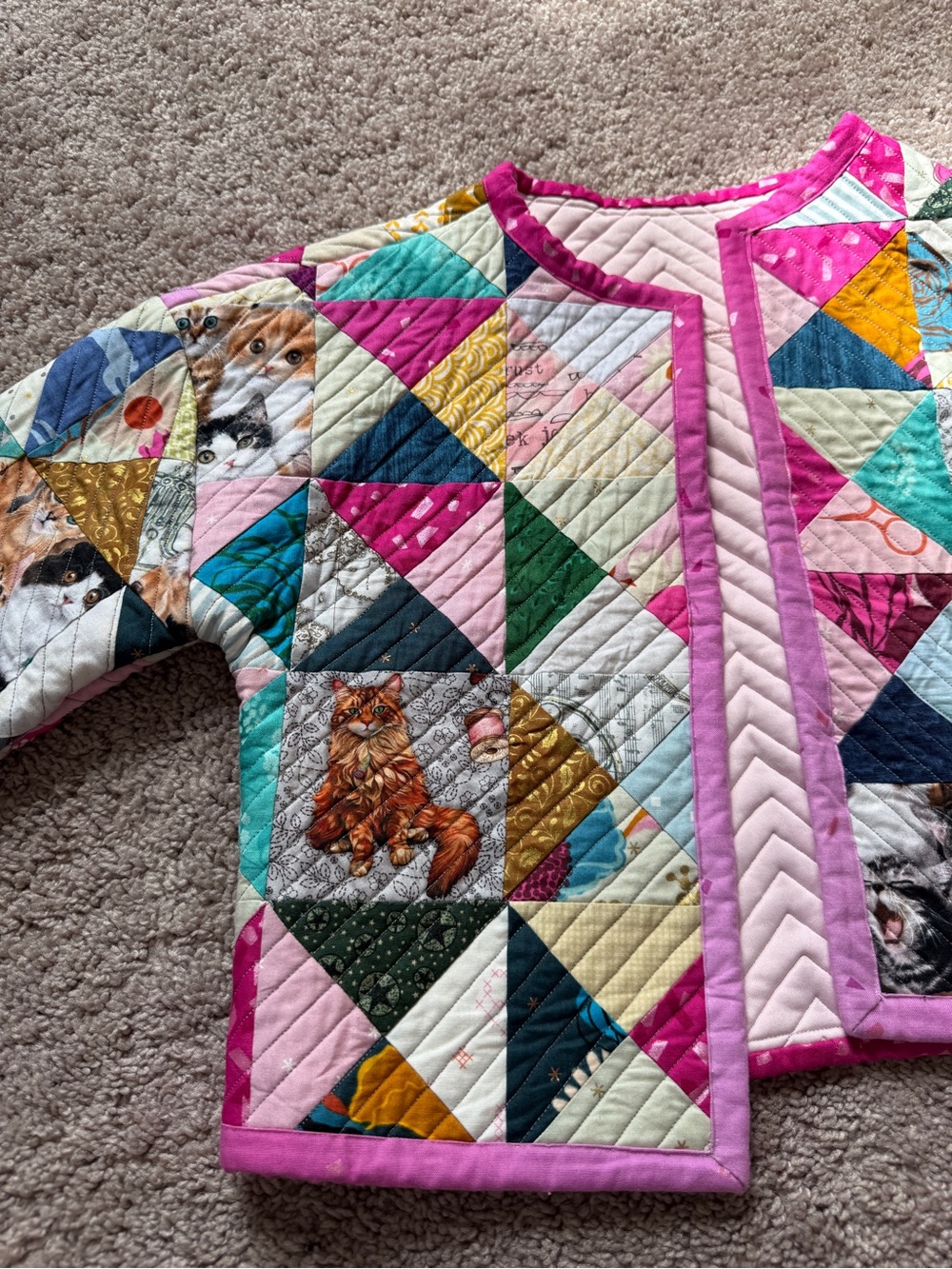 Girls handmade Colorful Triangle Patchwork Quilted Jacket with Kitty cat print - Picture 4 of 13